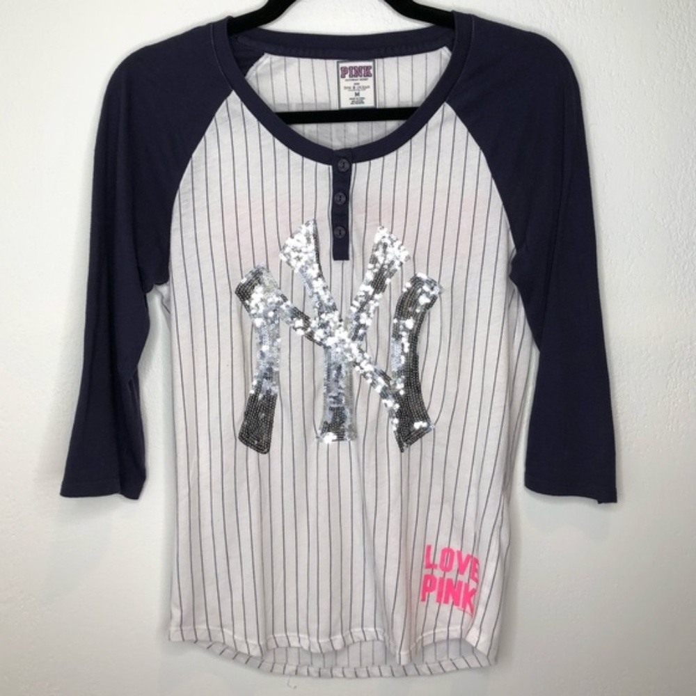 PINK Victoria’s Secret New York Yankees Tee - M
